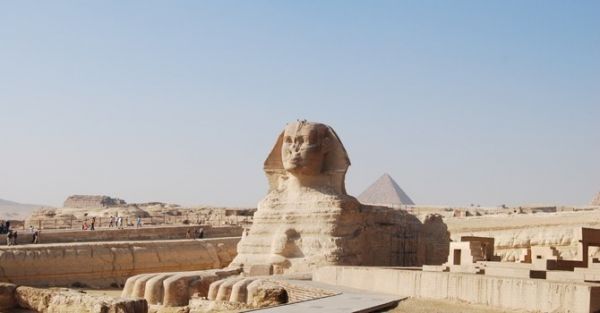 Updated guide to Egypt Tours in March with related travel plans