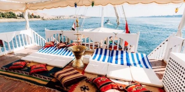 Luxury Dahabiya Nile Cruise Luxury Dahabiya Nile Cruise